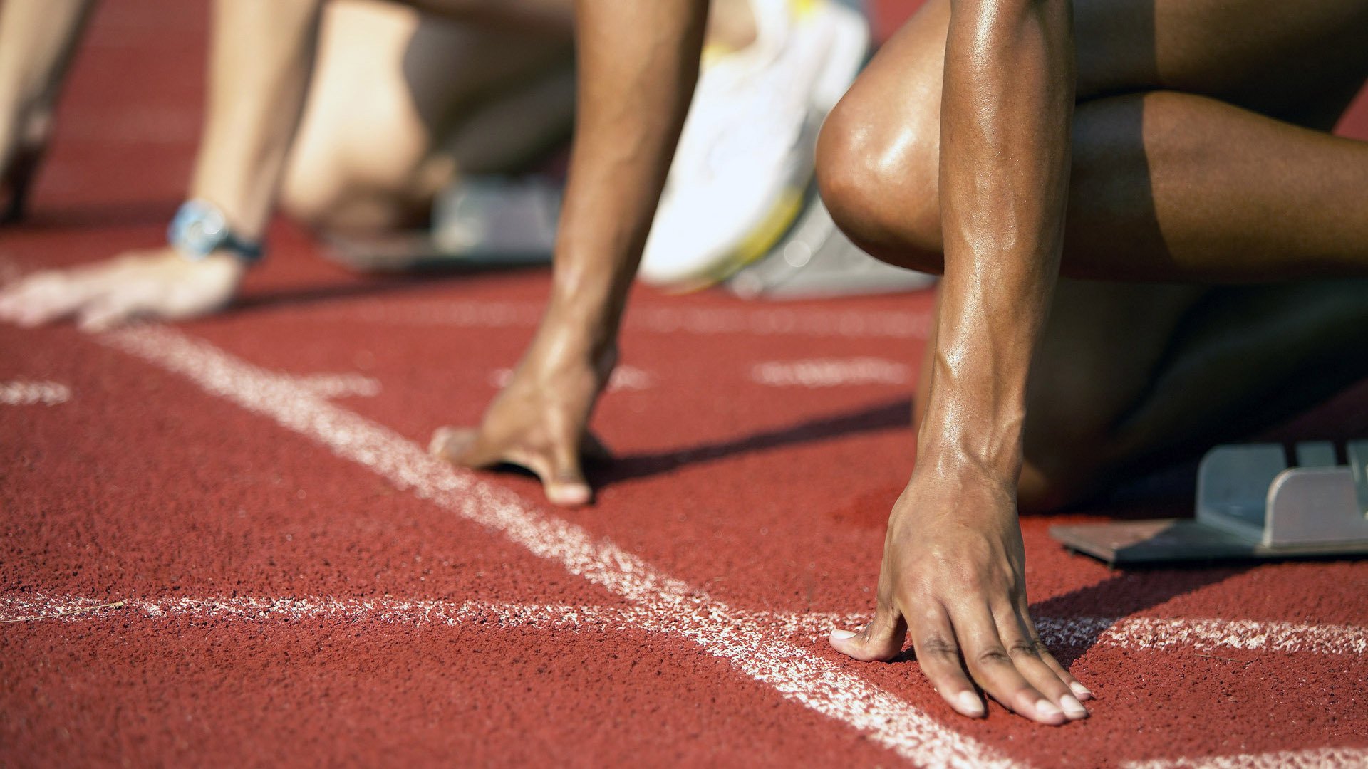 “2025世界运动会东安湖赛场：铁人三项选手展现无与伦比的韧性”