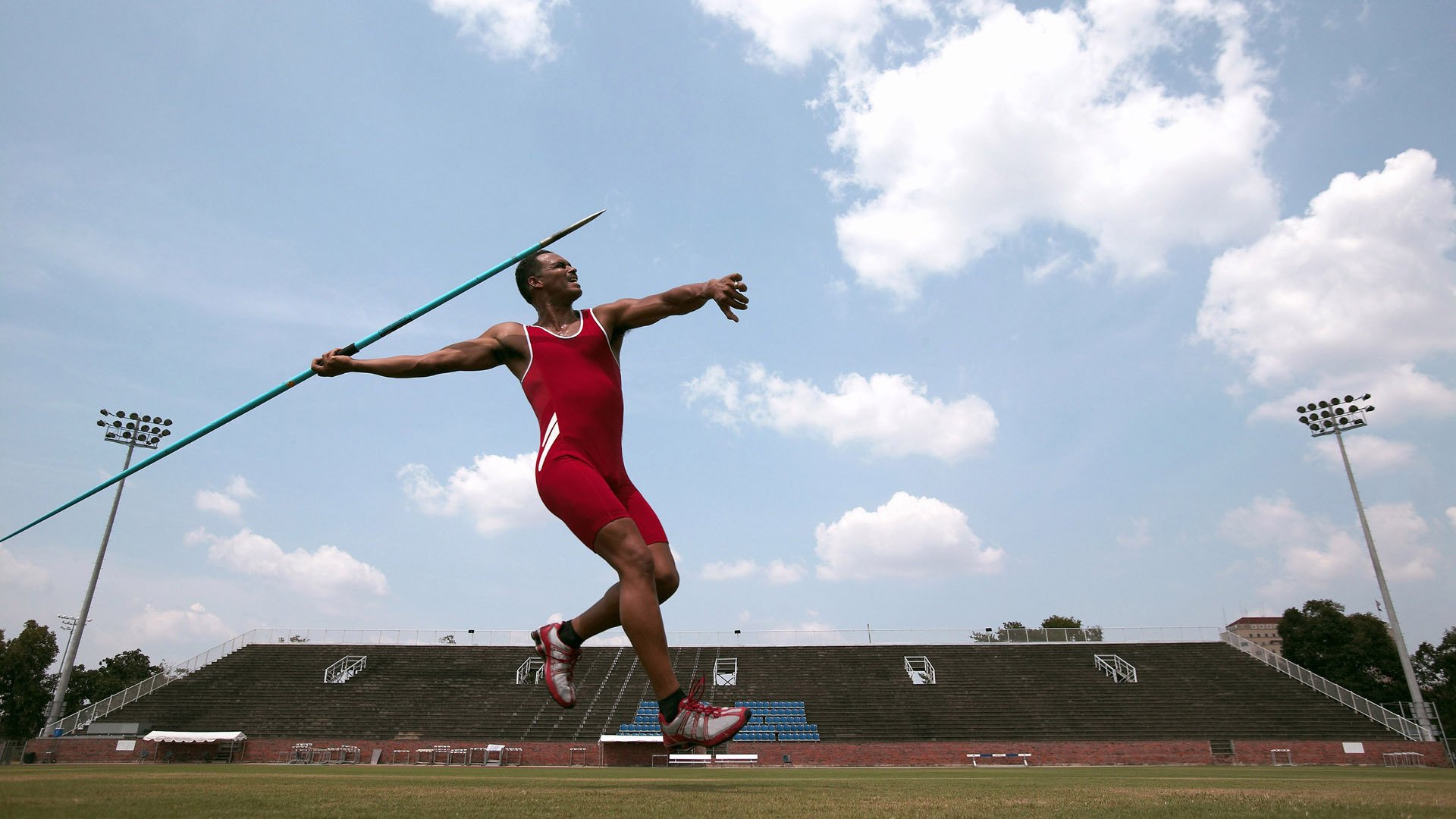 世界杯刺激角逐：逆境逆袭成就传奇瞬间，世界杯记